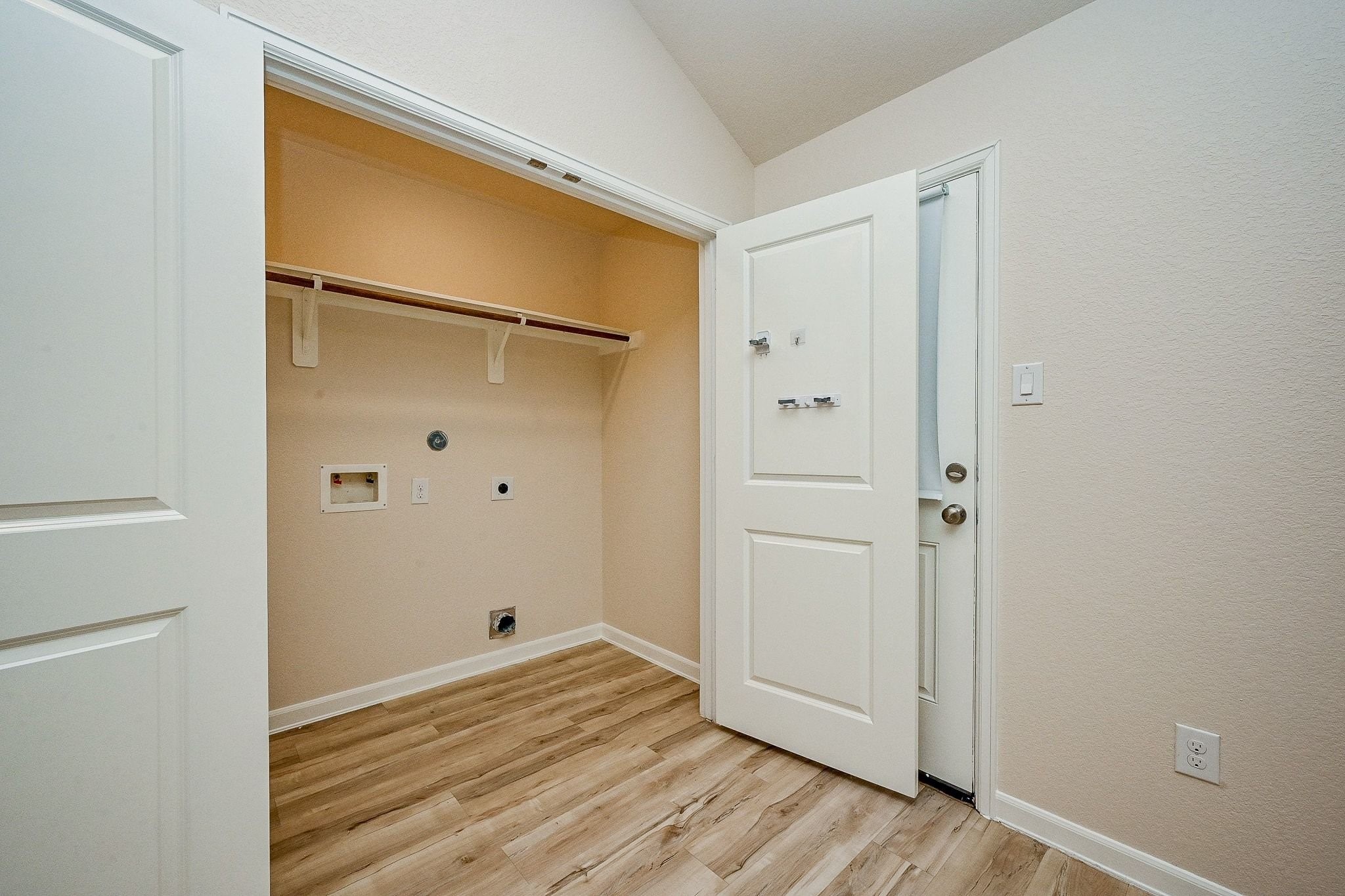 3715 Homestead Ridge Lane Richmond, TX 77406 - Photo 10 of 20 a view of empty room