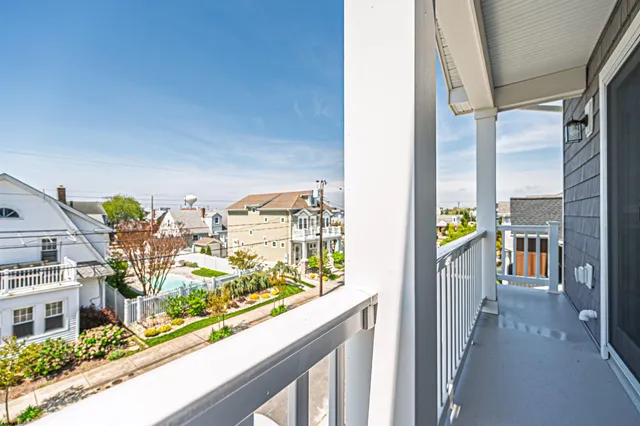 $35,000 | 111 North Belmont Avenue, Margate City, NJ 08402