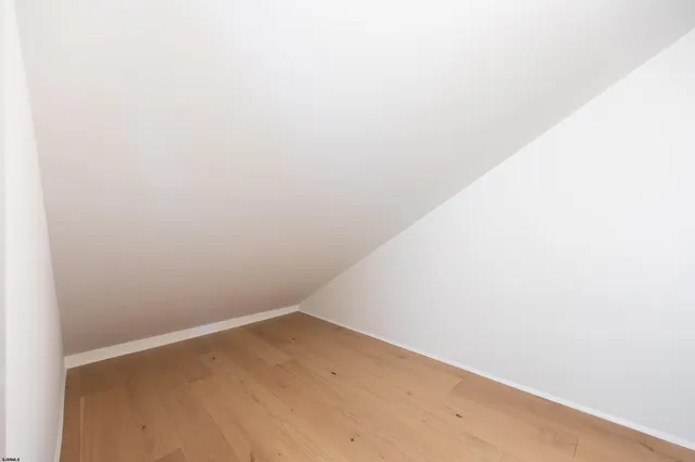 $35,000 | 111 North Belmont Avenue, Margate City, NJ 08402