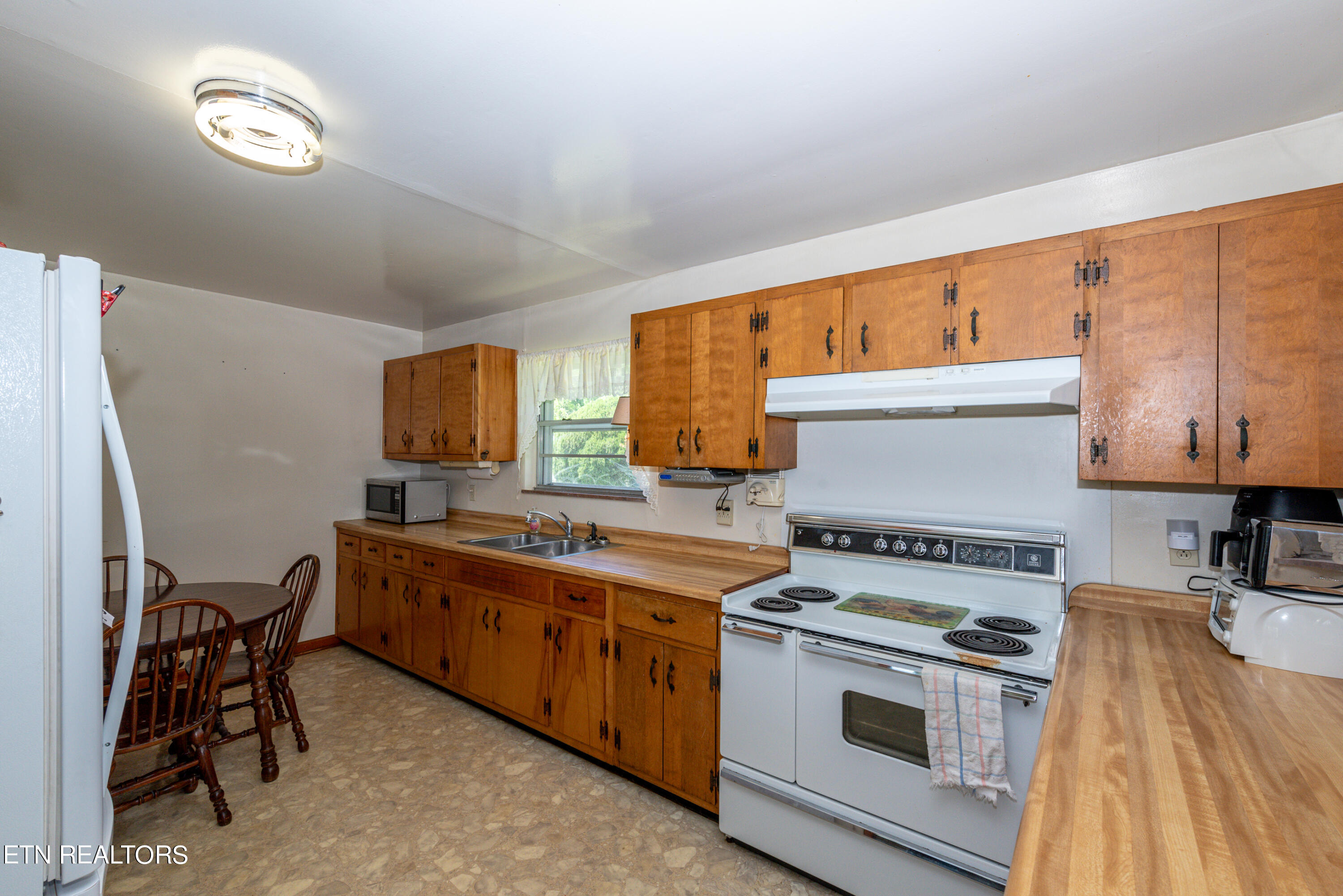 3341 Morganton Road Maryville, TN 37801 - Photo 6 of 47 DSC_1759