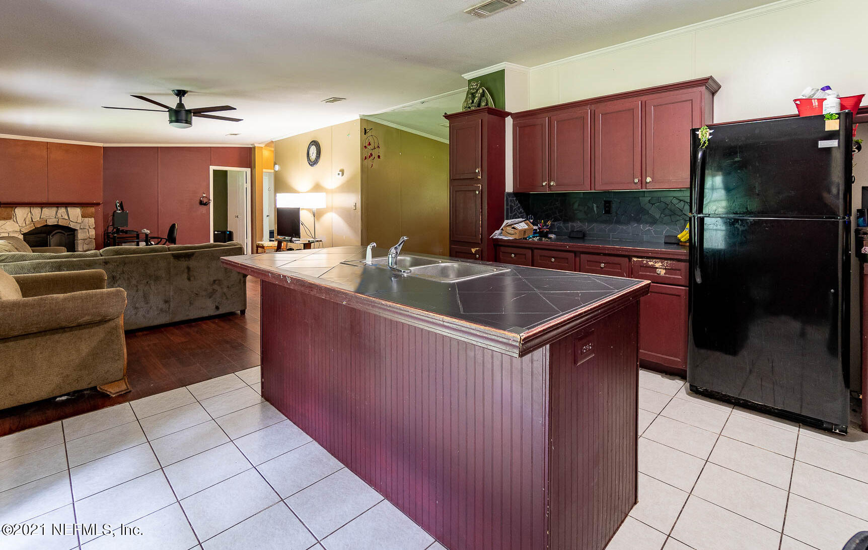 1325 Secret Cove Road Middleburg, FL 32068 - Photo 10 of 26 Kitchen b