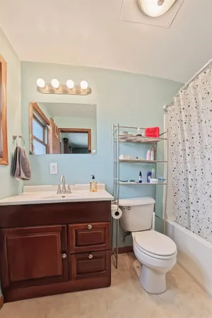 $299,900 | 924 Barbara Lane, Marinette, WI 54143