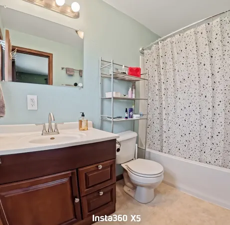 $299,900 | 924 Barbara Lane, Marinette, WI 54143