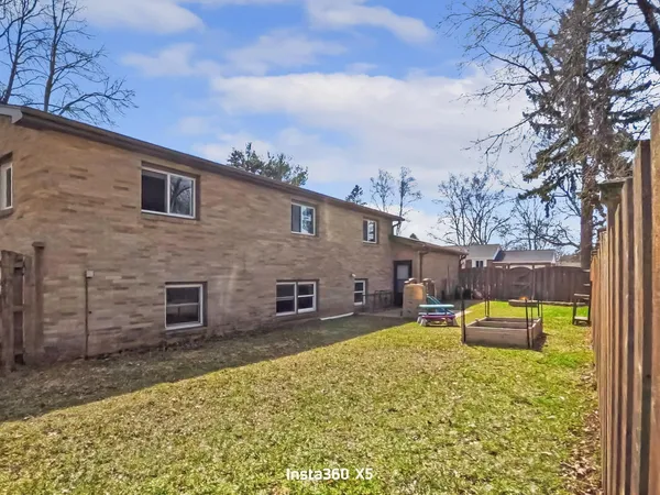$299,900 | 924 Barbara Lane, Marinette, WI 54143