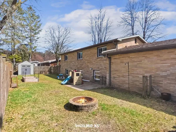 $299,900 | 924 Barbara Lane, Marinette, WI 54143
