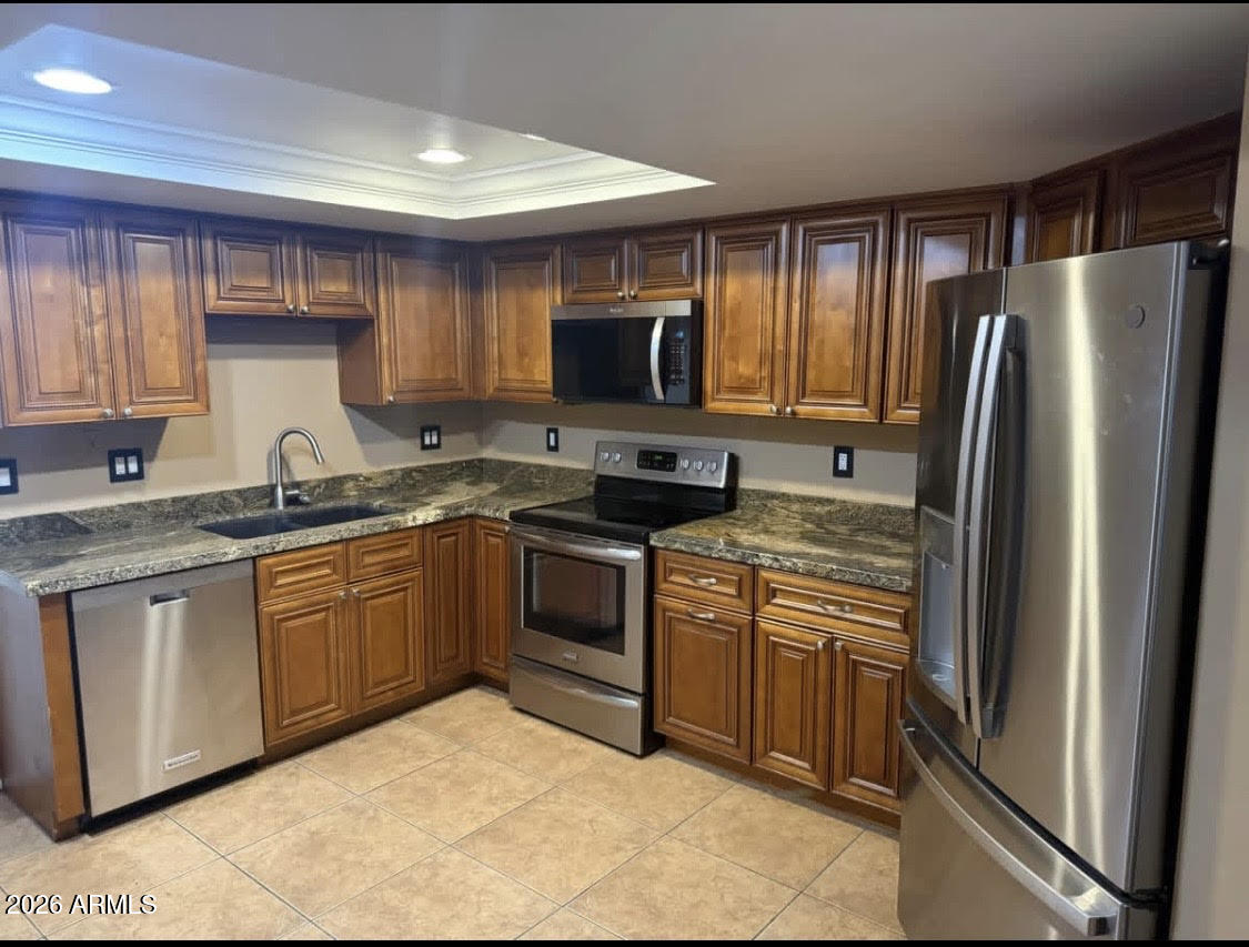 4122 West Calavar Road Phoenix, AZ 85053 - Photo 3 of 10 Calavar 2