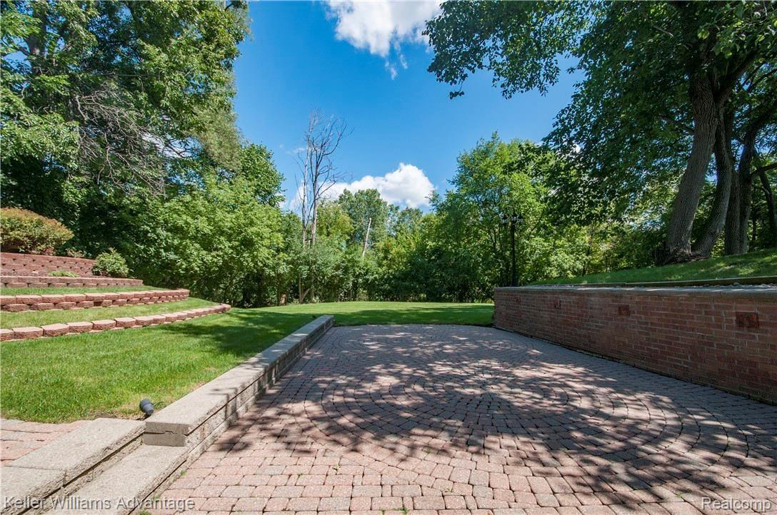 26508 Farmington Road Farmington, MI 48334 - Photo 45 of 45 Farmington Rd._26508_Backyard_010
