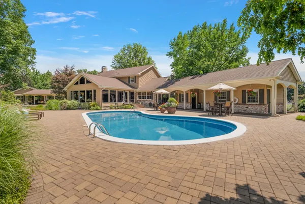 $2,100,000 | 6130 Eidson Road, Berrien Springs, MI 49103