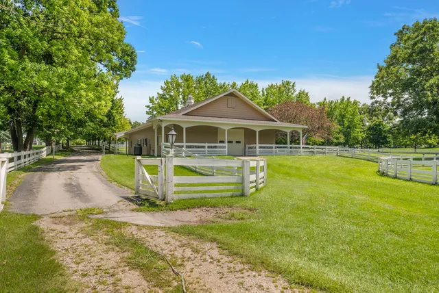 $2,175,000 | 6130 Eidson Road, Berrien Springs, MI 49103