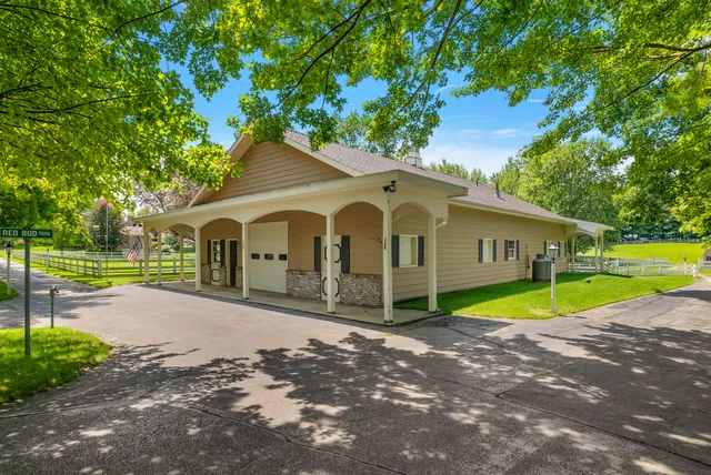 $2,175,000 | 6130 Eidson Road, Berrien Springs, MI 49103