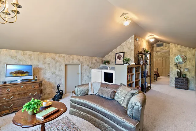 $2,175,000 | 6130 Eidson Road, Berrien Springs, MI 49103