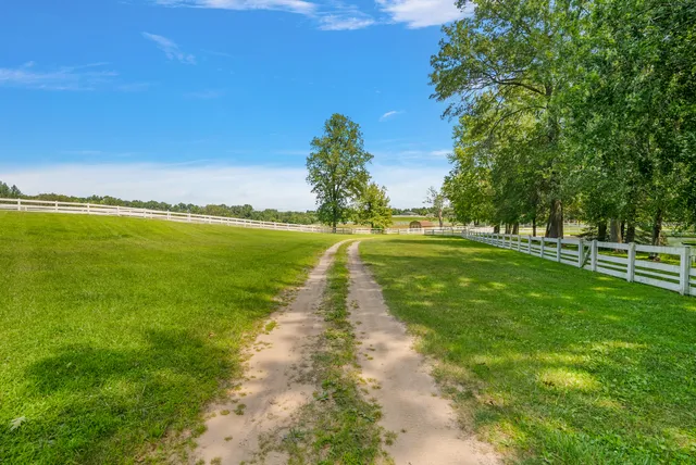 $2,175,000 | 6130 Eidson Road, Berrien Springs, MI 49103