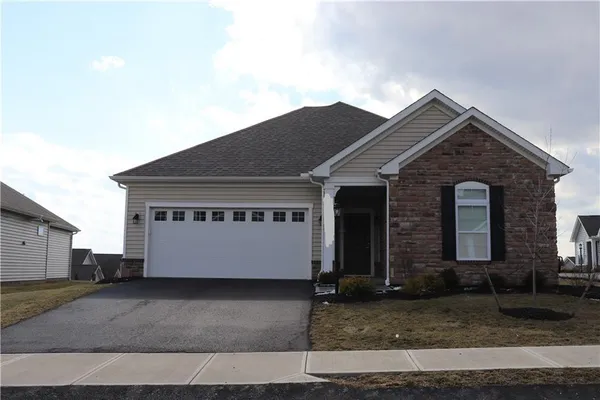 $2,895 | 1001 Courtyard Drive, Finleyville, PA 15332