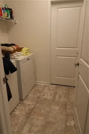 $2,895 | 1001 Courtyard Drive, Finleyville, PA 15332