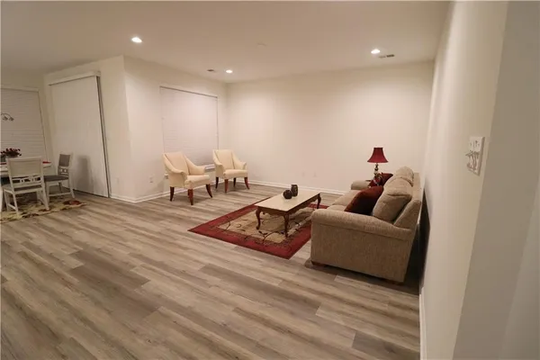 $2,895 | 1001 Courtyard Drive, Finleyville, PA 15332