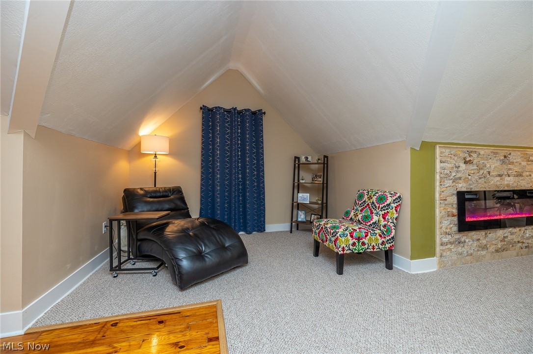 1596 Winchester Road Cleveland, OH 44124 - Photo 12 of 35 Gallery Image 12