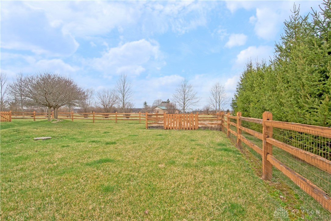 3112 East Lower Springboro Road Waynesville, OH 45068 - Photo 11 of 76