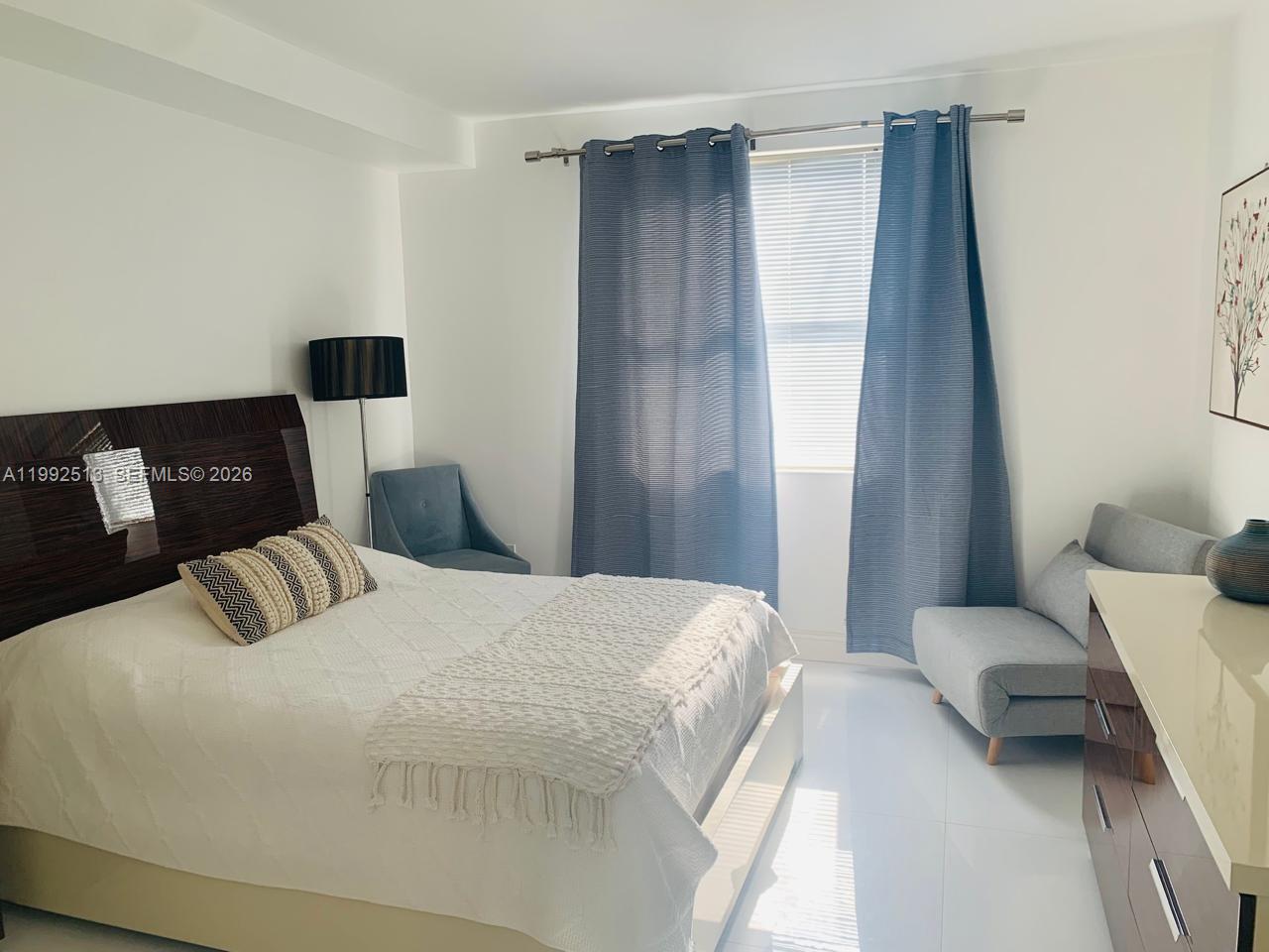 17150 North Bay Road, Unit 2109 Sunny Isles Beach, FL 33160 - Photo 11 of 17