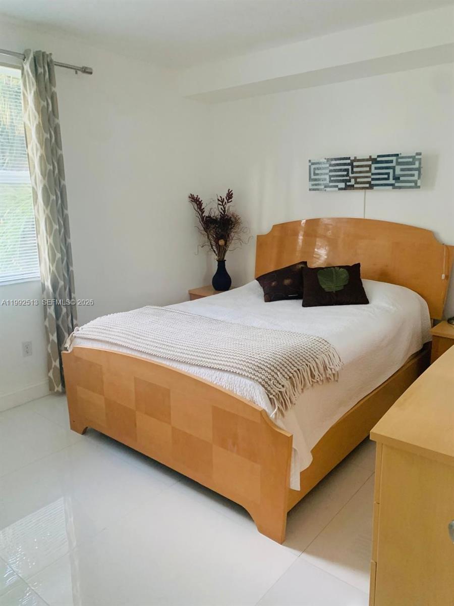 17150 North Bay Road, Unit 2109 Sunny Isles Beach, FL 33160 - Photo 12 of 17