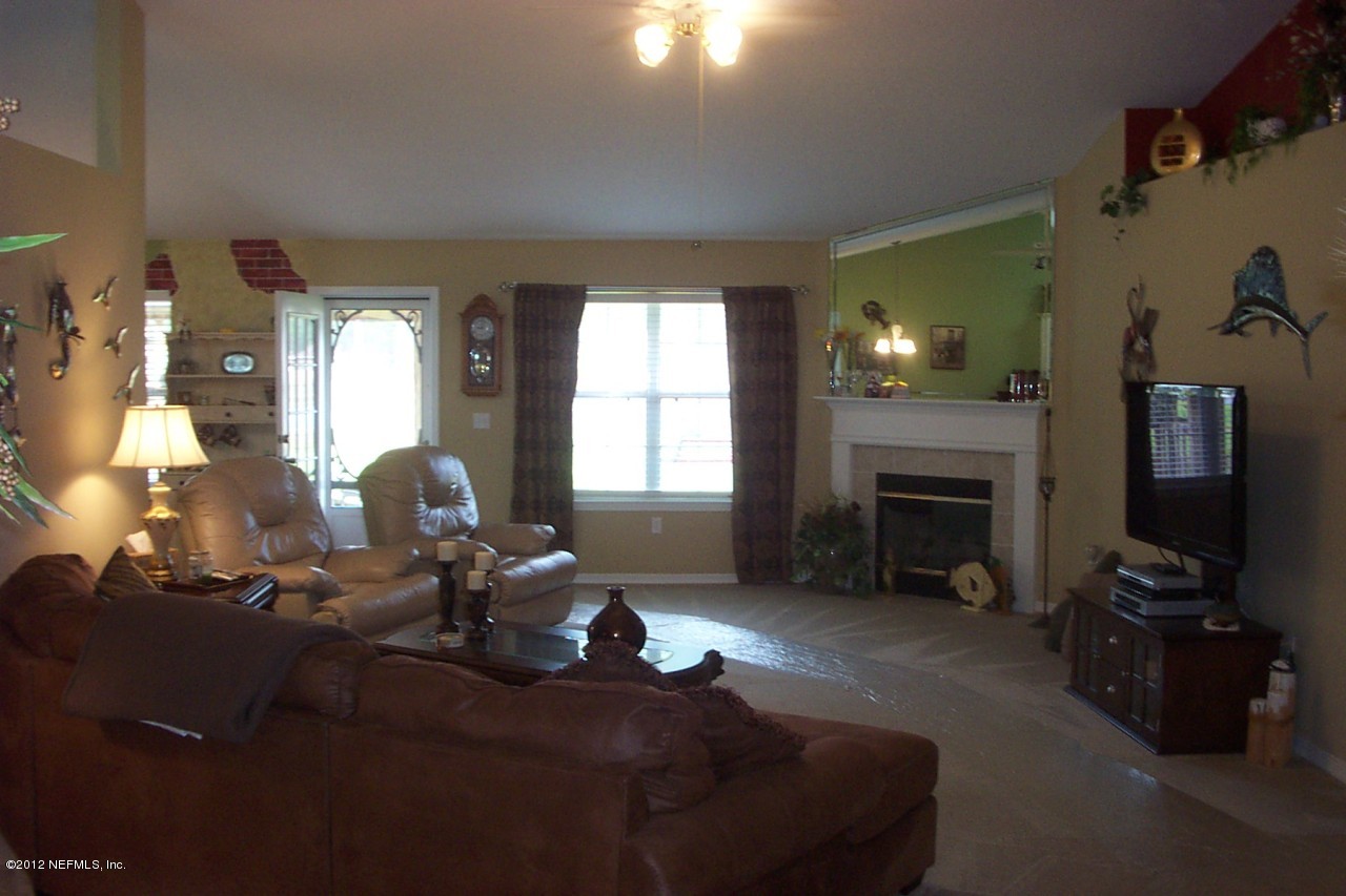 2955 Longleaf Ranch Circle Middleburg, FL 32068 - Photo 5 of 19 2955 Longleaf Ranch Circle Family