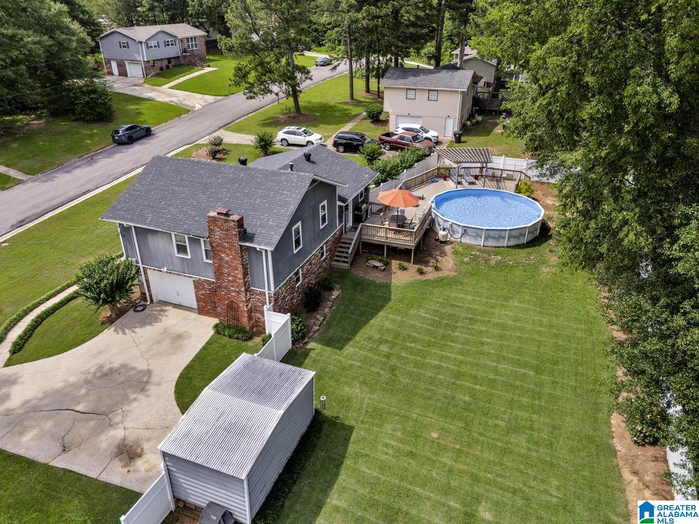3303 Carousel Drive Fultondale, AL 35068 - Photo 3 of 37