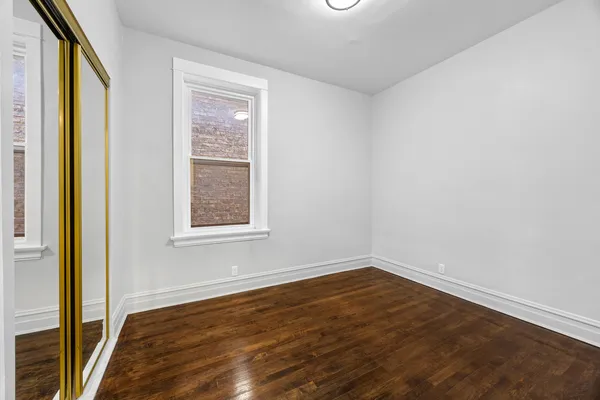 $3,500 | 915 West Newport Avenue, Unit 2, Chicago, IL 60657
