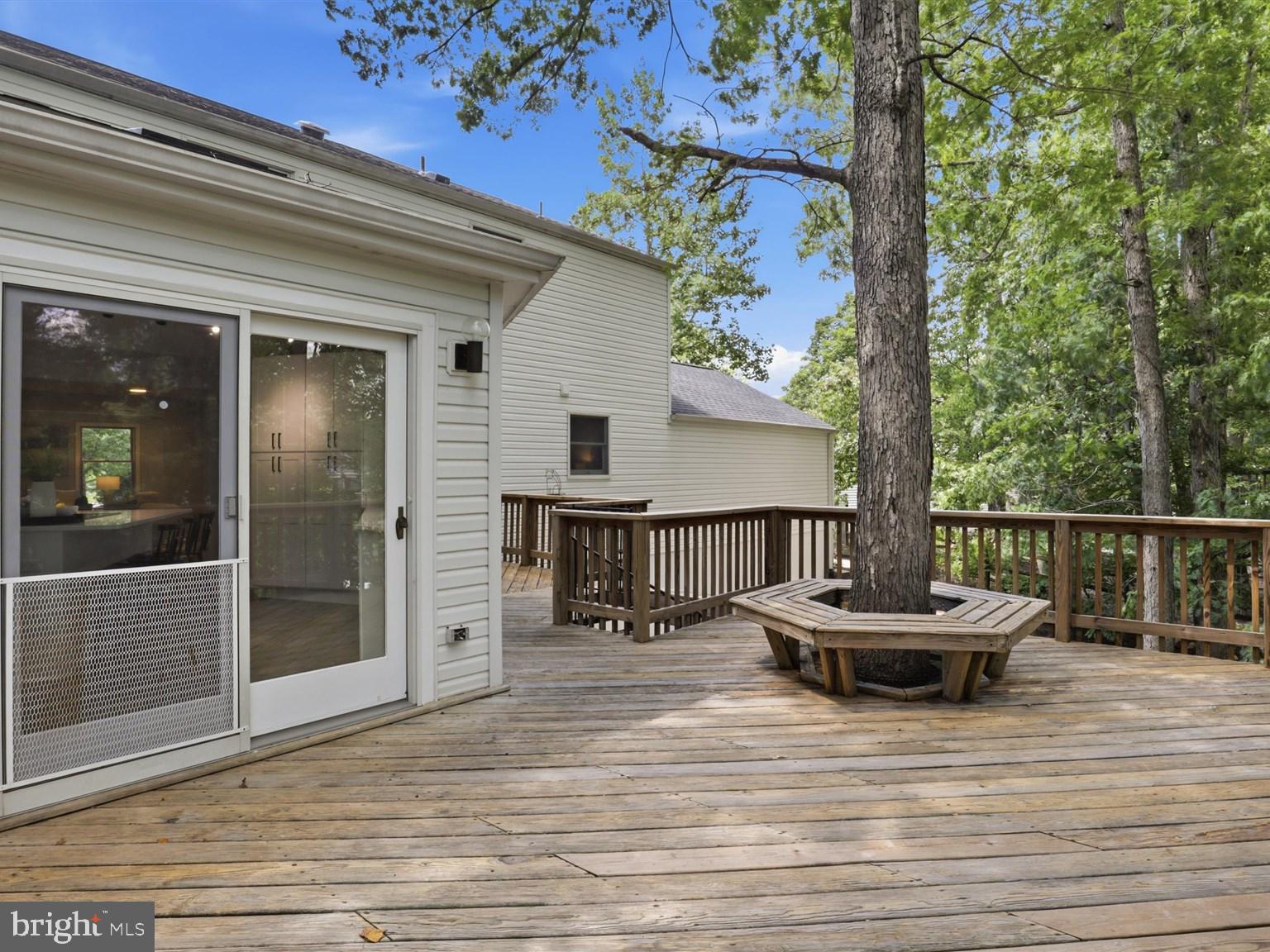 8061 Athena Street Springfield, VA 22153 - Photo 15 of 48 Outdoor oasis off the Kithen