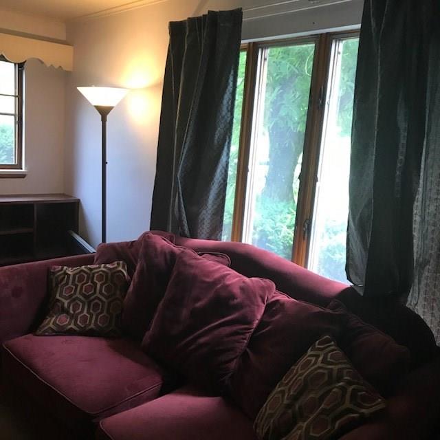 3711 Mt Troy Road Pittsburgh, PA 15212 - Photo 4 of 21 Living room - 2 bdrm