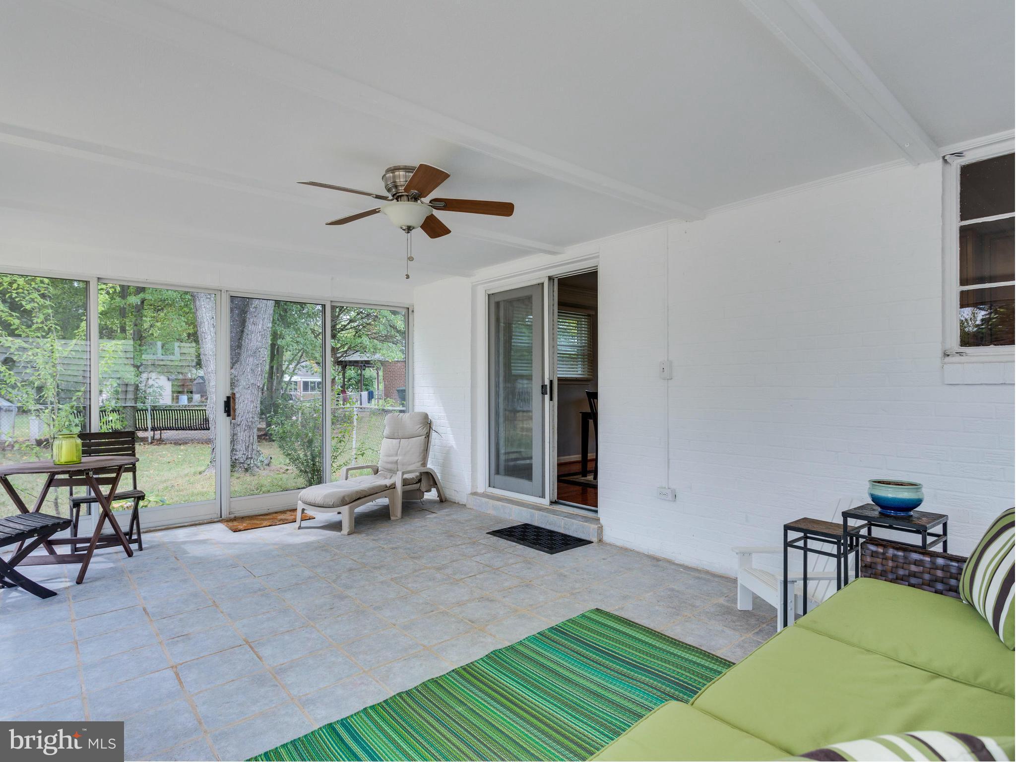 5212 Columbia Road Springfield, VA 22151 - Photo 21 of 28 Porch/ Sunroom with Ceiling Fan