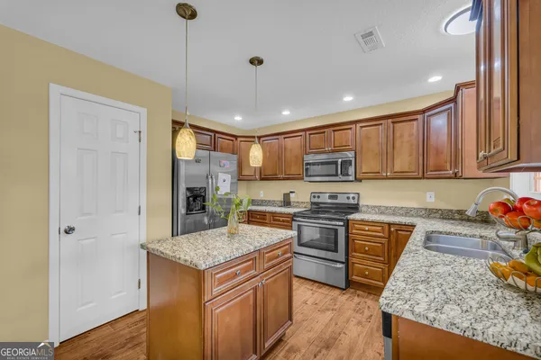 $520,000 | 2810 Highway 98, Maysville, GA 30558