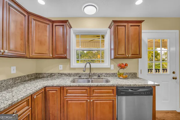 $520,000 | 2810 Highway 98, Maysville, GA 30558