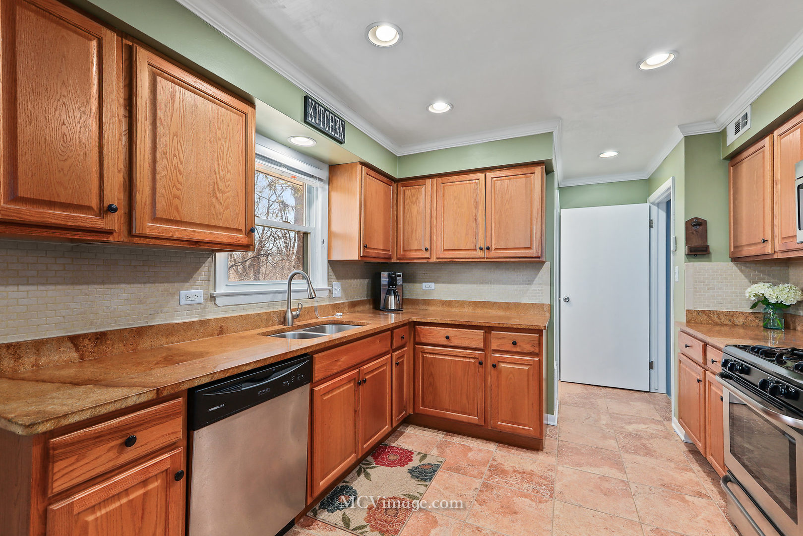 2955 Willow Road Homewood, IL 60430 - Photo 6 of 26