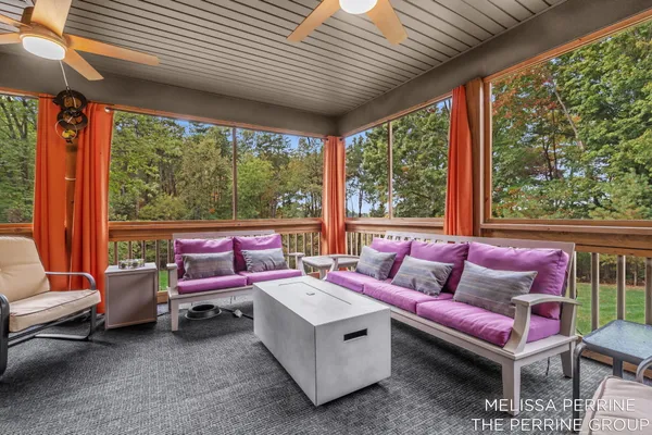 $850,000 | 14300 Oberley Drive Southeast, Lowell, MI 49331