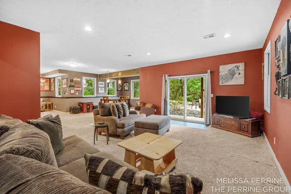 $850,000 | 14300 Oberley Drive Southeast, Lowell, MI 49331