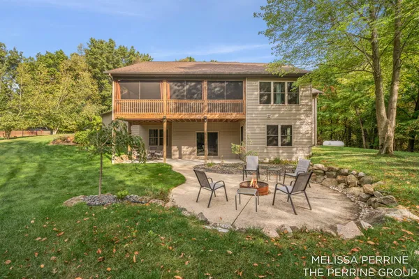 $850,000 | 14300 Oberley Drive Southeast, Lowell, MI 49331