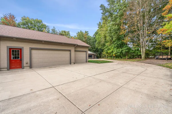 $850,000 | 14300 Oberley Drive Southeast, Lowell, MI 49331