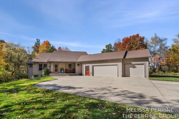 $850,000 | 14300 Oberley Drive Southeast, Lowell, MI 49331