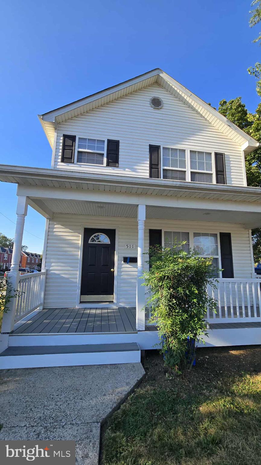 511 National Avenue Winchester, VA 22601 - Photo 1 of 10 a front view of a house with garden