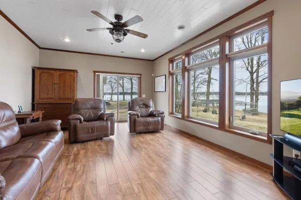 $850,000 | 14894 County Road 22, Brainerd, MN 56401