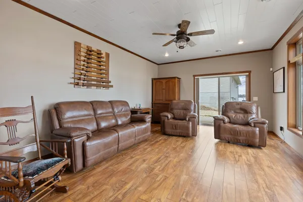 $850,000 | 14894 County Road 22, Brainerd, MN 56401