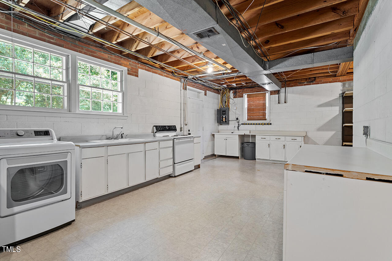 716 Catawba Street Raleigh, NC 27609 - Photo 32 of 33 716 Catawba Street_36