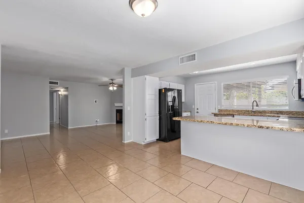 $2,300 | 2609 North Nebraska Street, Chandler, AZ 85225