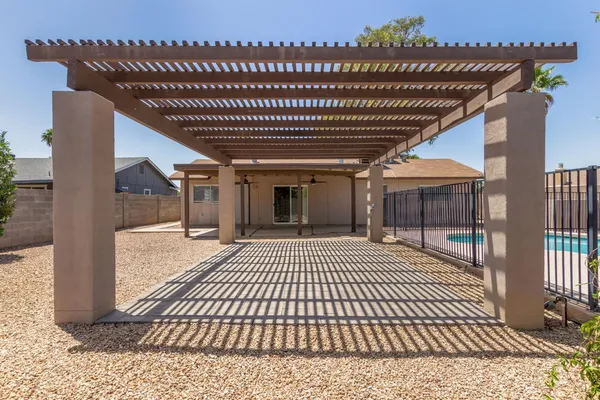 $2,300 | 2609 North Nebraska Street, Chandler, AZ 85225