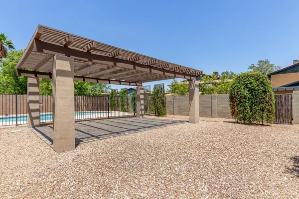 $2,300 | 2609 North Nebraska Street, Chandler, AZ 85225
