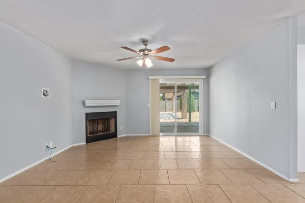 $2,300 | 2609 North Nebraska Street, Chandler, AZ 85225