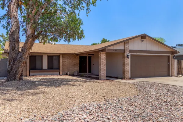 $2,300 | 2609 North Nebraska Street, Chandler, AZ 85225