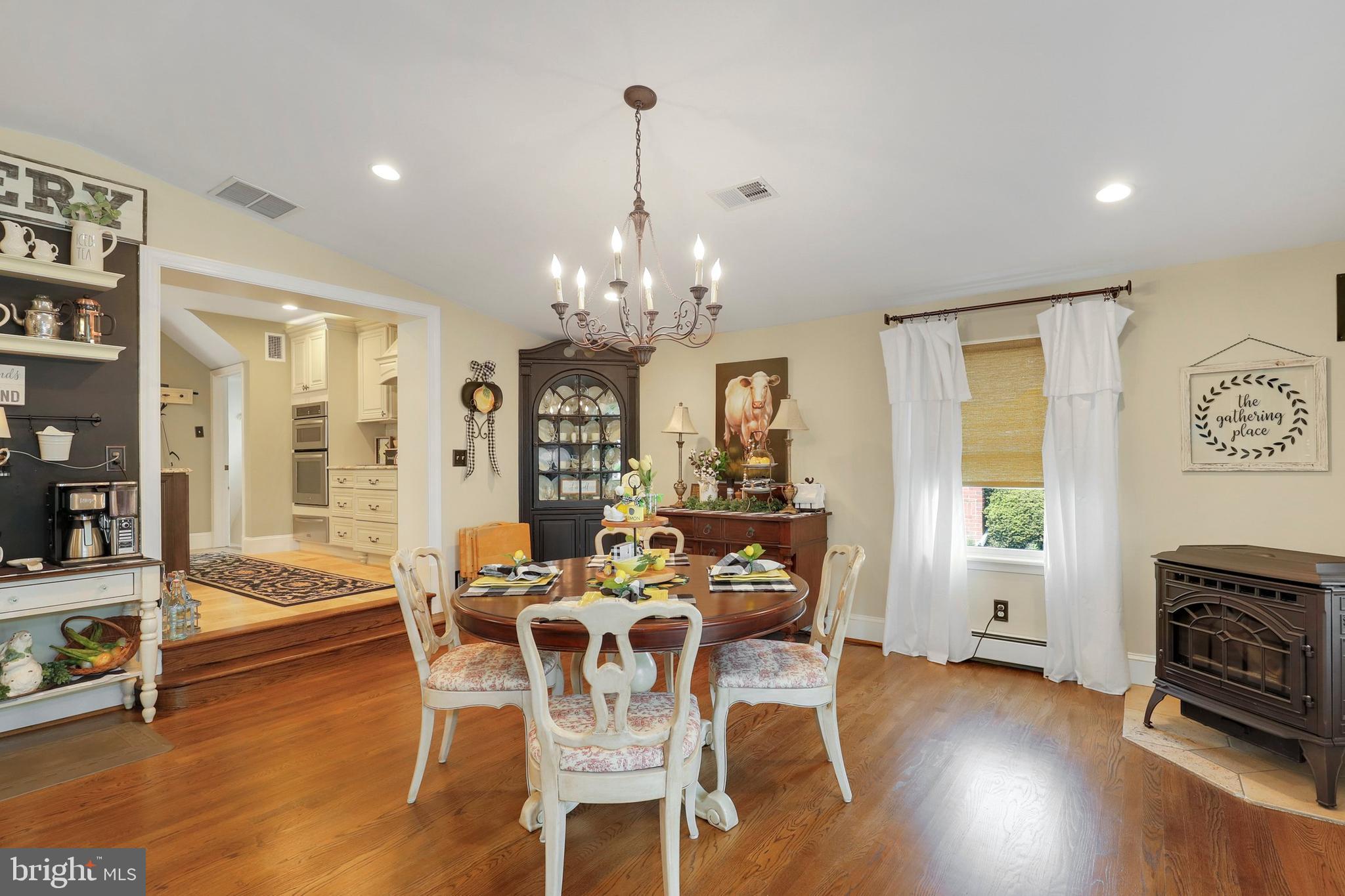 504 Forest View Road Linthicum, MD 21090 - Photo 3 of 47 Gallery Image 3