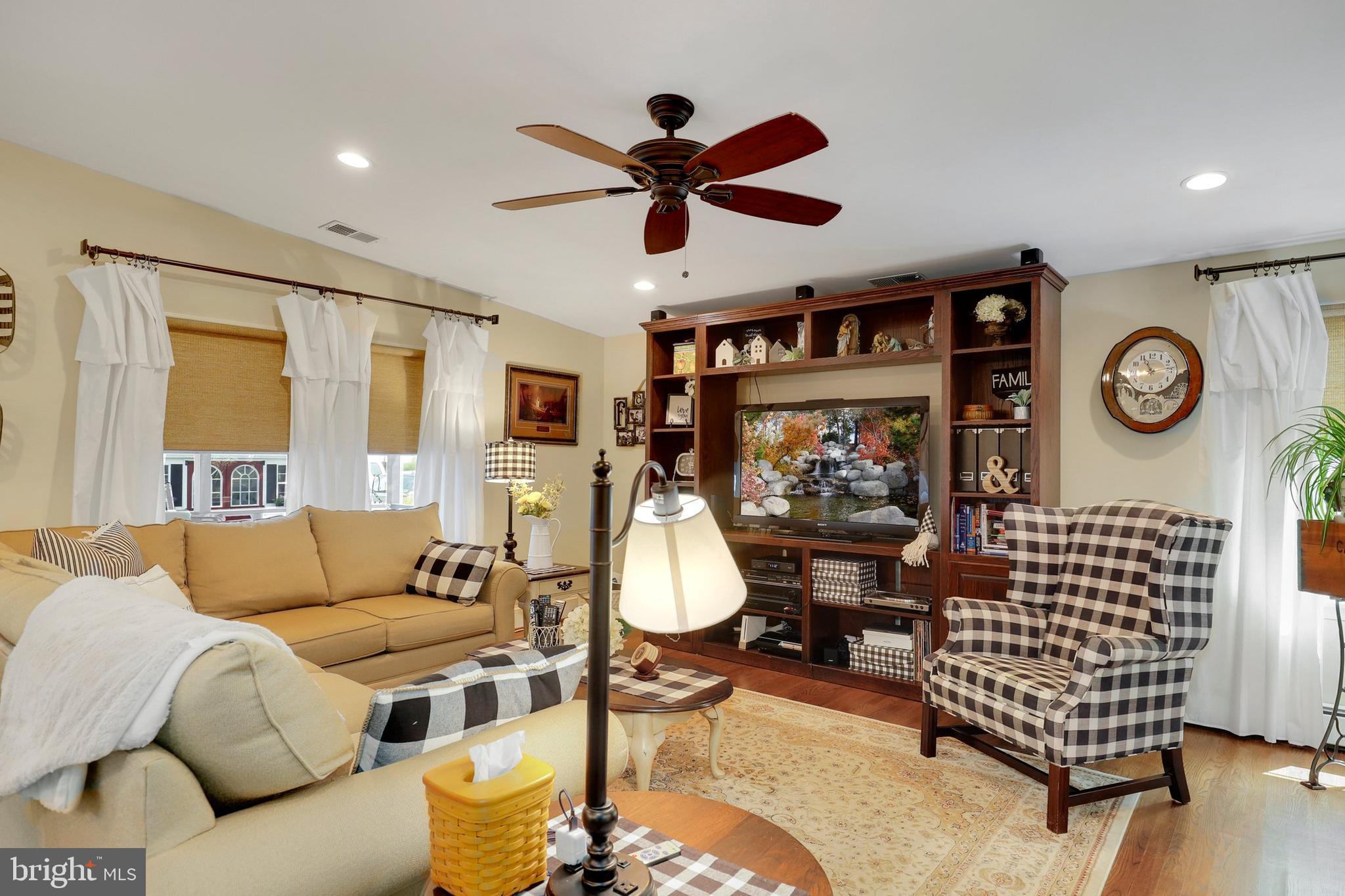 504 Forest View Road Linthicum, MD 21090 - Photo 5 of 47 Gallery Image 5