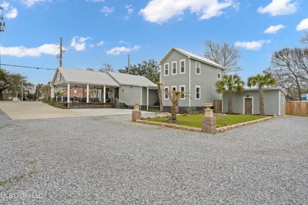 $999,900 | 647 Howard Avenue, Biloxi, MS 39530