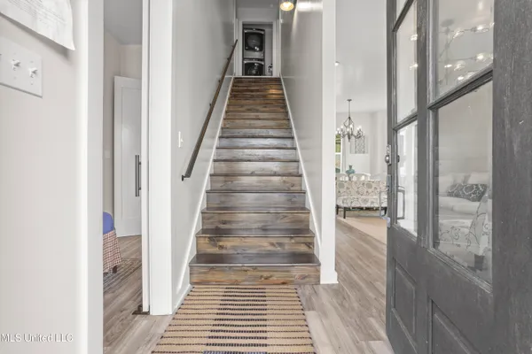 $999,900 | 647 Howard Avenue, Biloxi, MS 39530